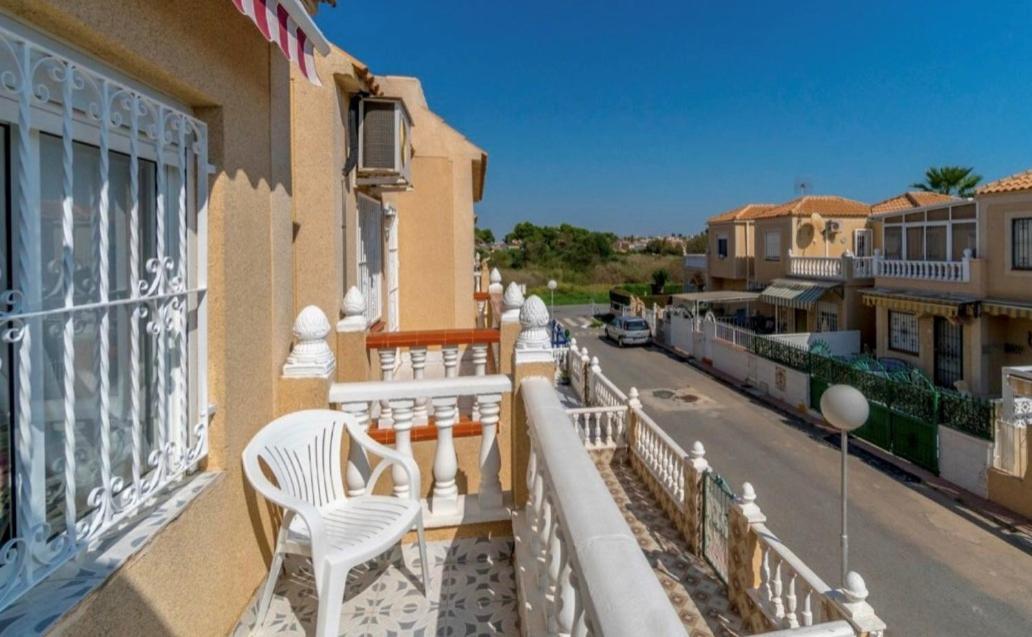 2 Bed Apartment In Paraje Natural Fase 1, Torrevieja Exterior photo